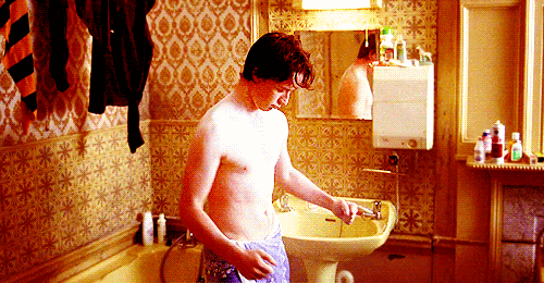 photo tumblr_lonlxzgUk31qzi64q.gif