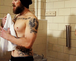 photo tumblr_lzsj3pR1X51qm8uxdo2_250.gif
